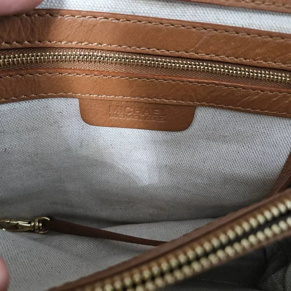 Michael kors shoulder bag